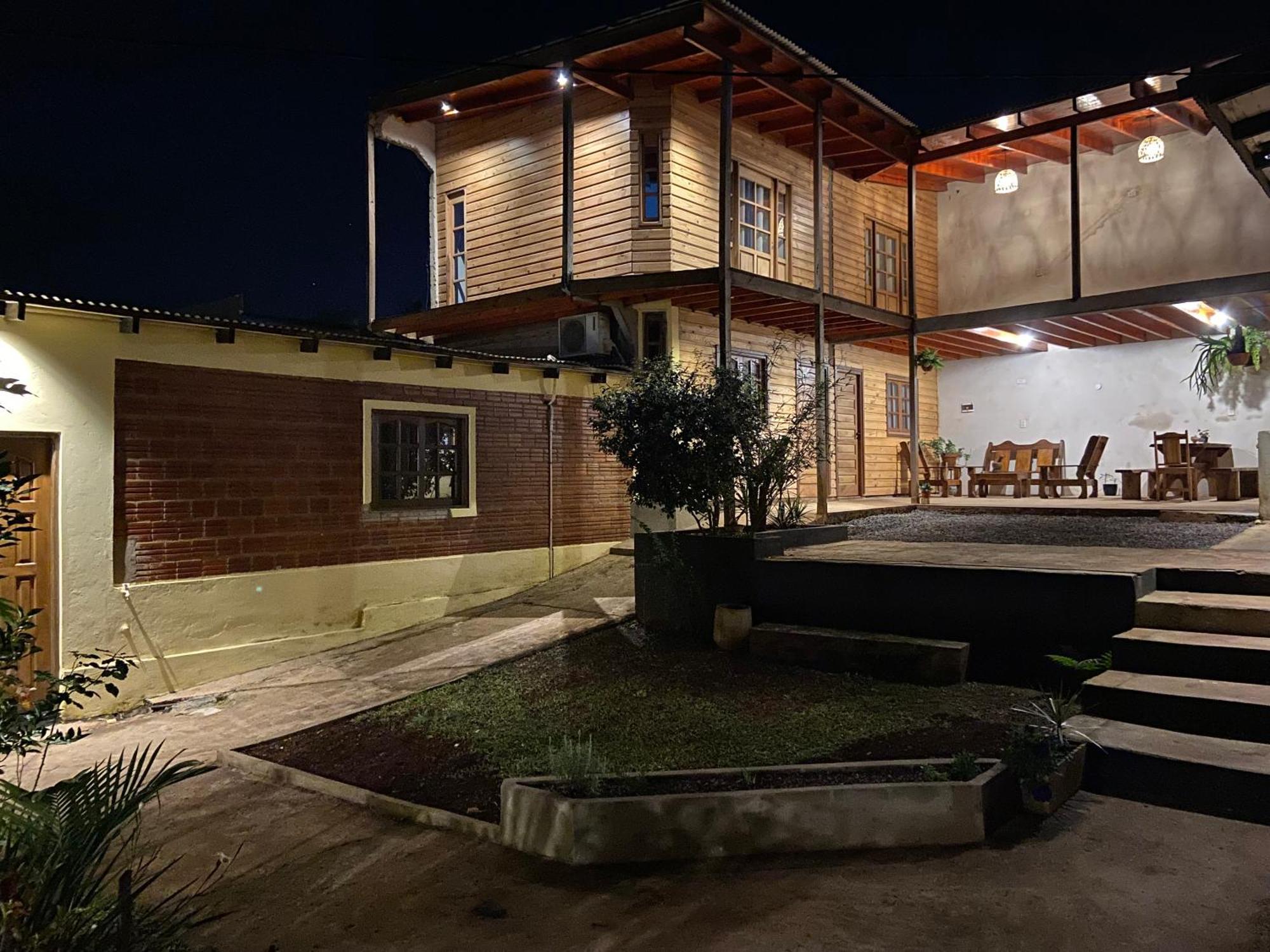 Hospedaje El Tucan Puerto Iguazú Zewnętrze zdjęcie